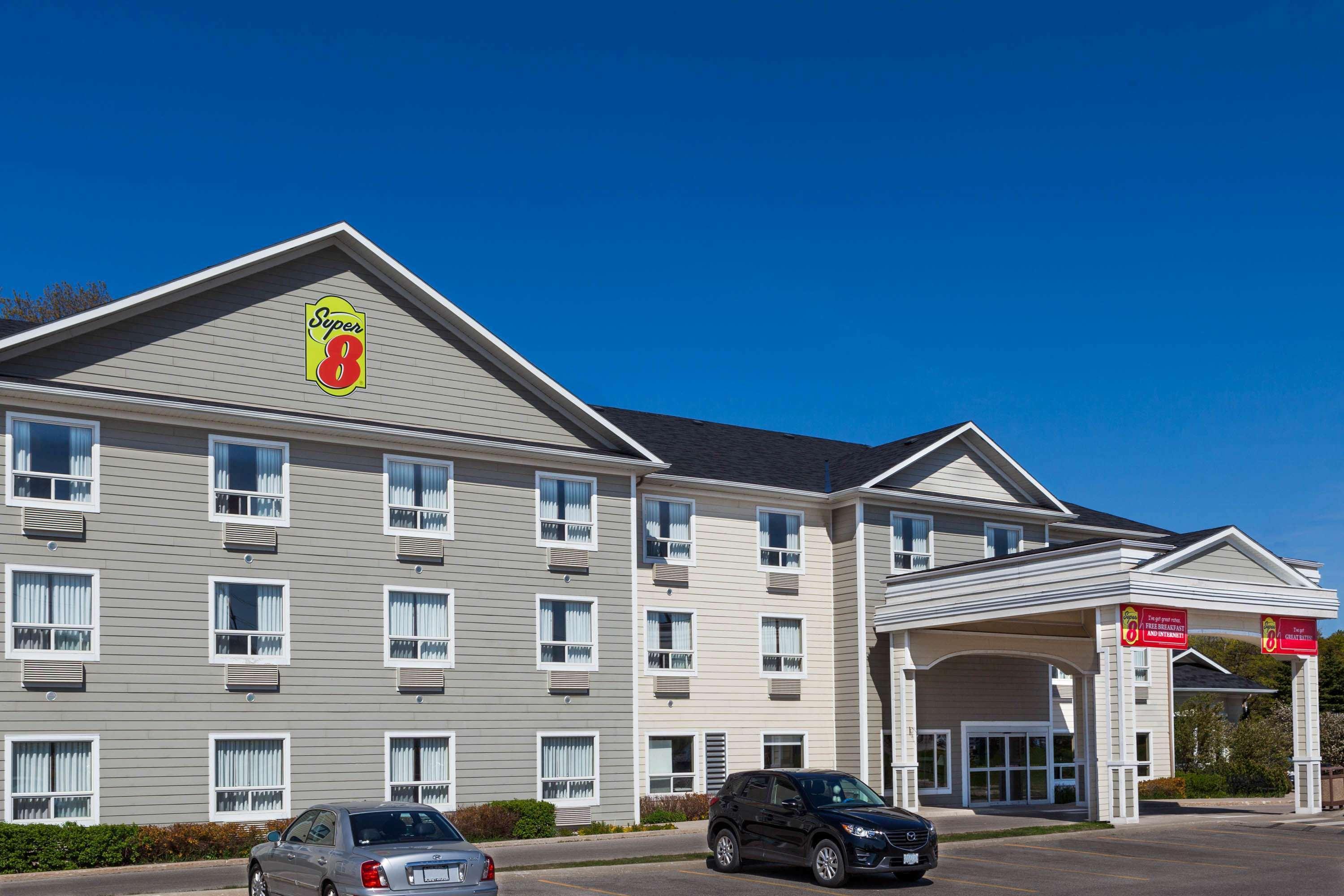 Super 8 By Wyndham Midland Hotel Kültér fotó