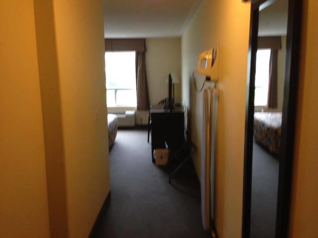 Super 8 By Wyndham Midland Hotel Kültér fotó